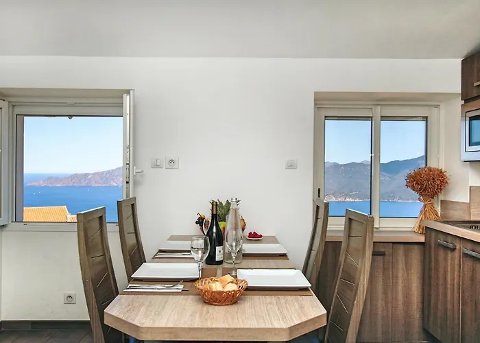 Apartman De La Tour *