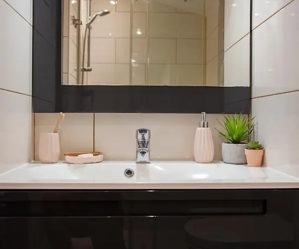 De La Tour Apartman *