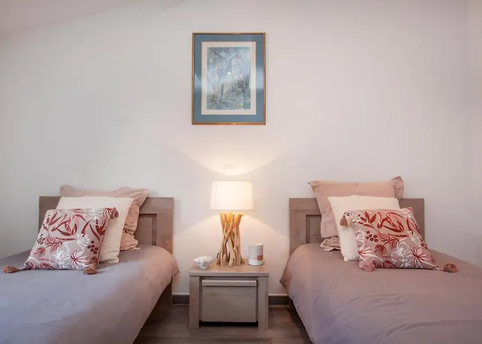 Apartment De La Tour *