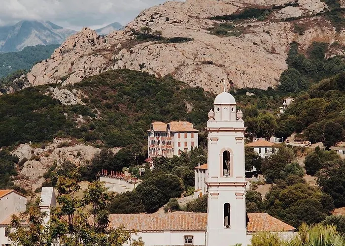 De La Tour Appartamento *